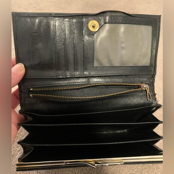 Authentic MCM Leather Wallet (Pre-Owned) - Picture 3 of 9